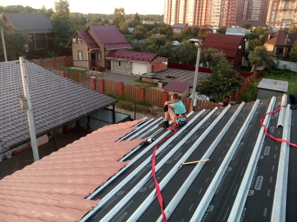 Металлочерепица Геркулес 8004 терракотовый Стальной Бархат от Центра Металлокровли в Самаре