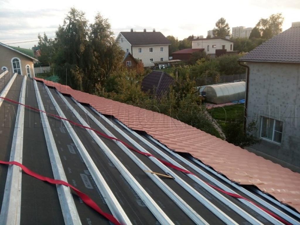 Металлочерепица Геркулес 8004 терракотовый Стальной Бархат от Центра Металлокровли в Самаре